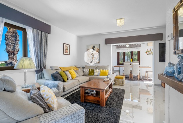 Tweedehands - Villa -
Almoradí - Inland