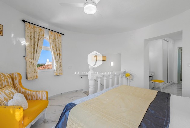 Tweedehands - Villa -
Almoradí - Inland