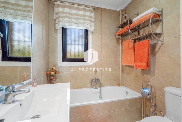 Tweedehands - Villa -
Almoradí - Inland