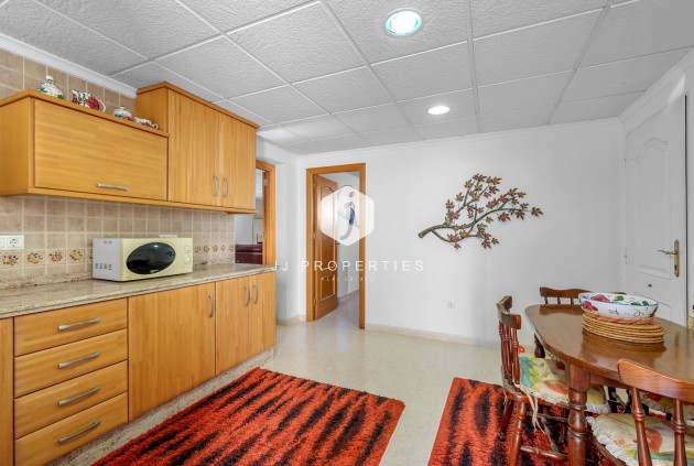 Tweedehands - Villa -
Almoradí - Inland