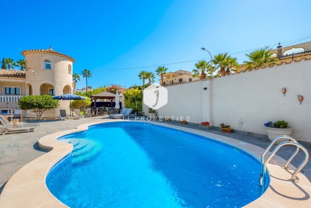 Tweedehands - Villa -
Almoradí - Inland