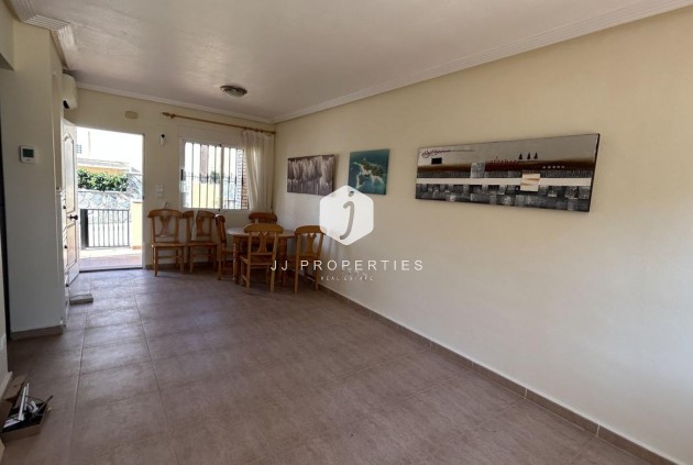 Tweedehands - Chalet -
Los Altos - Costa Blanca