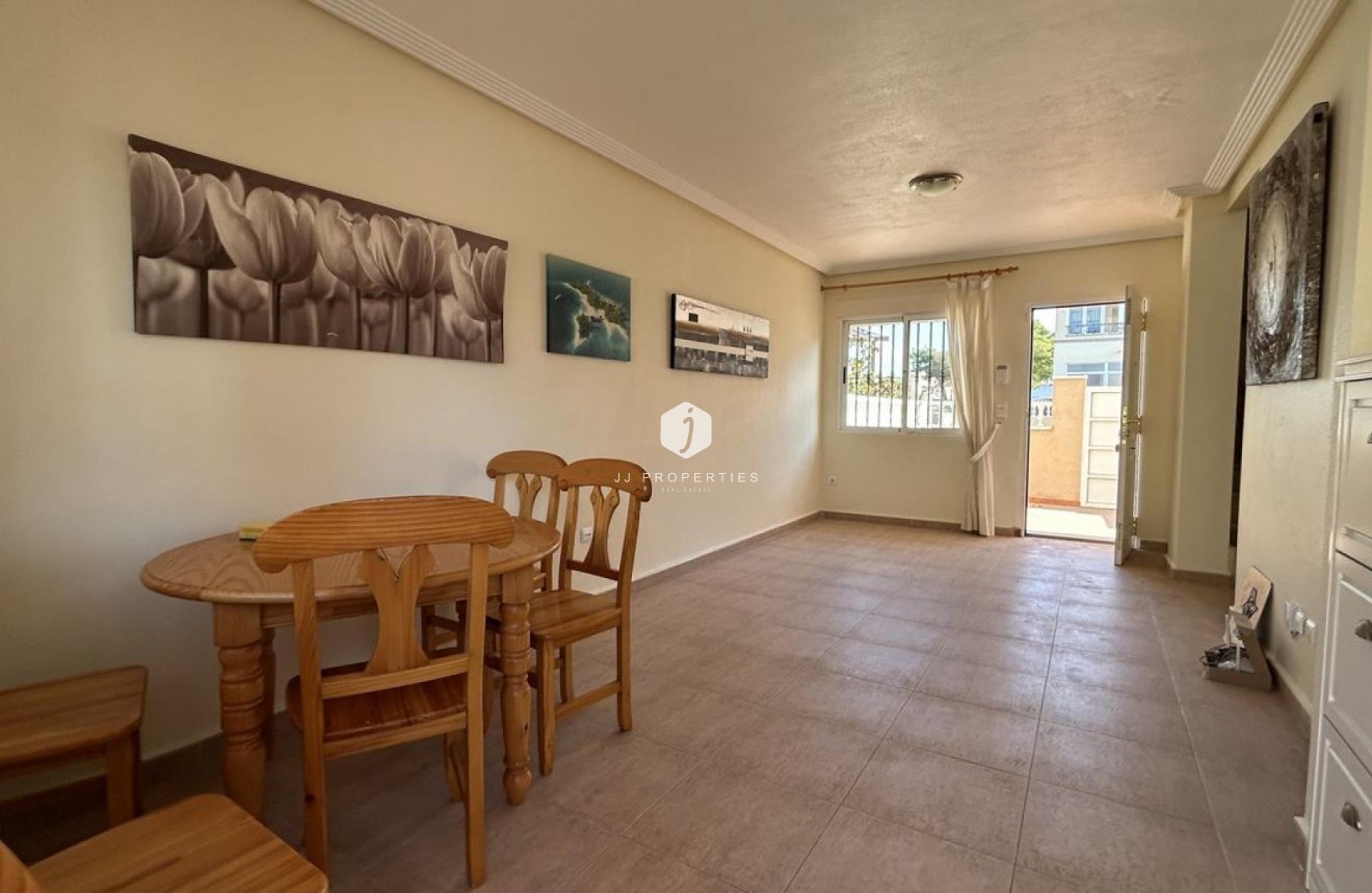 Tweedehands - Chalet -
Los Altos - Costa Blanca