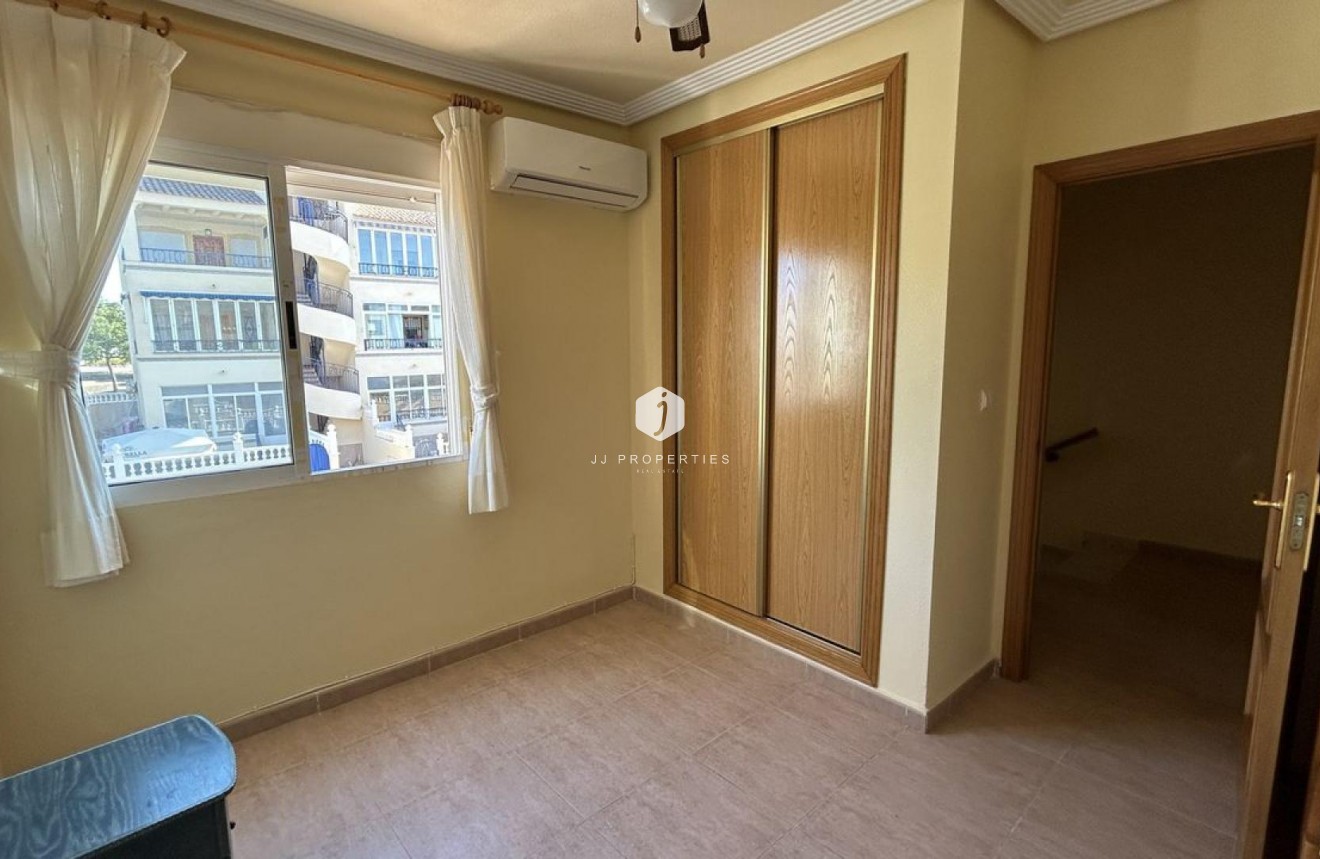 Tweedehands - Chalet -
Los Altos - Costa Blanca