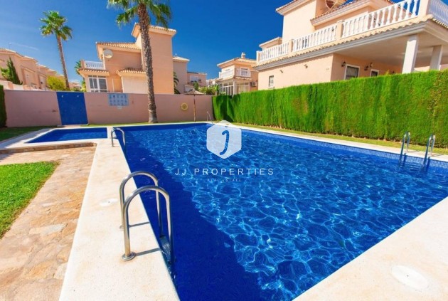 Tweedehands - Chalet -
Los Altos - Costa Blanca