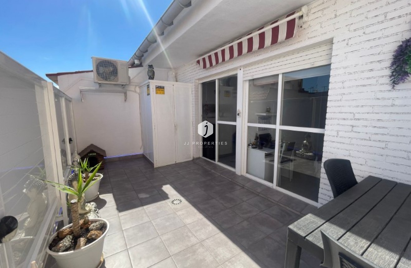 Tweedehands - Penthouse -
Torrevieja - Costa Blanca