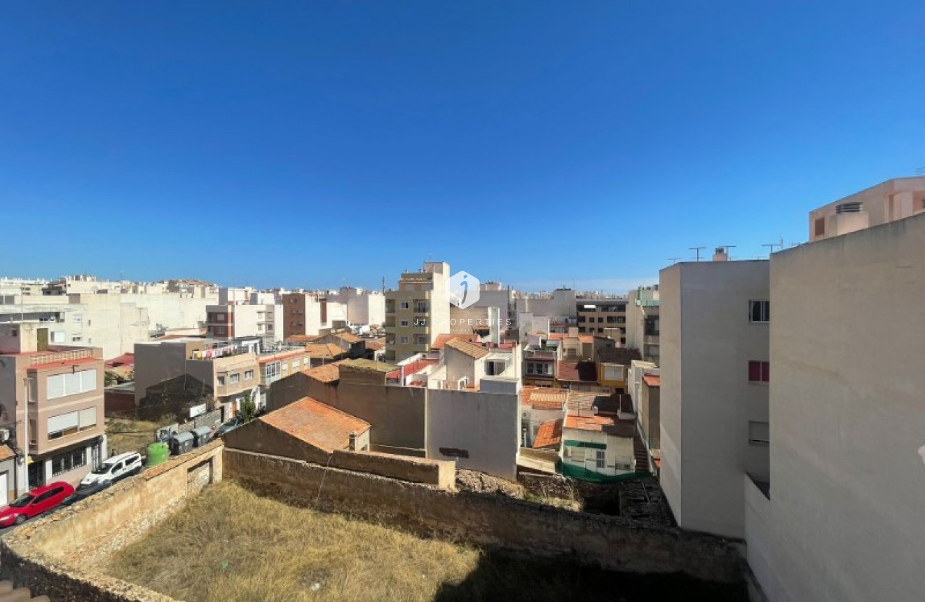 Tweedehands - Penthouse -
Torrevieja - Costa Blanca
