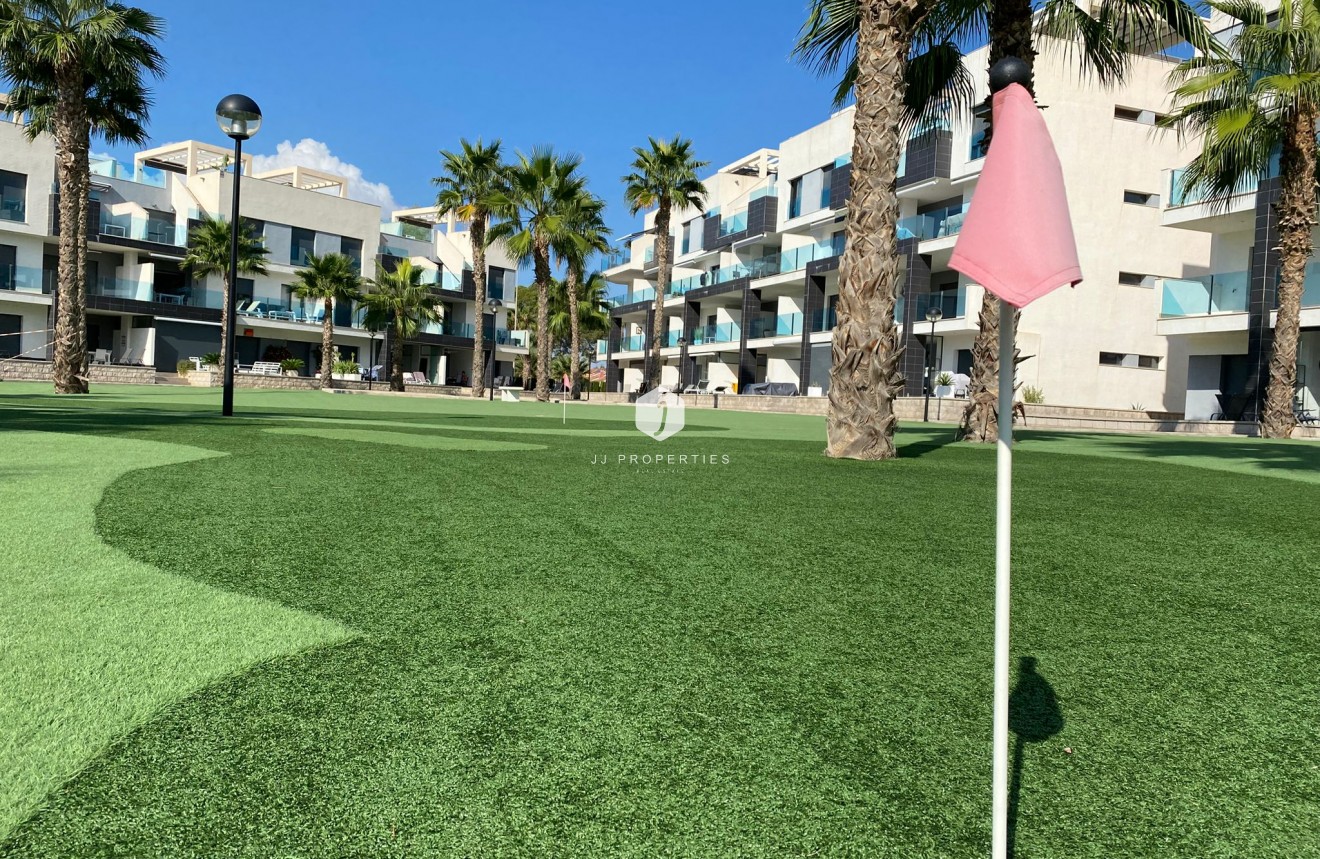 Tweedehands - Penthouse -
El Raso - Costa Blanca