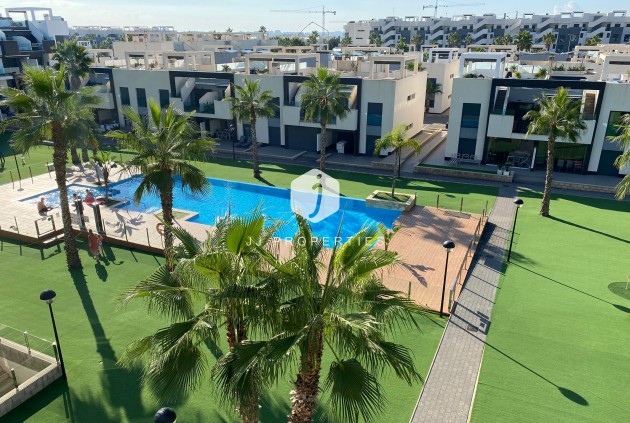 Tweedehands - Penthouse -
El Raso - Costa Blanca
