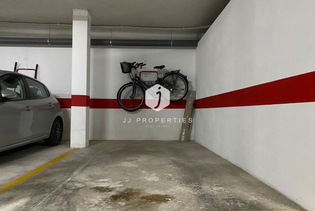 Tweedehands - Penthouse -
El Raso - Costa Blanca