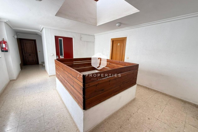 Tweedehands - Appartement / flat -
Torrevieja - Playa del Cura