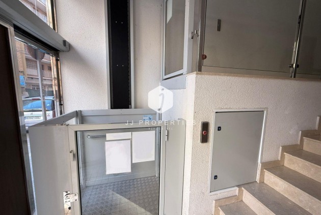 Tweedehands - Appartement / flat -
Torrevieja - Playa del Cura