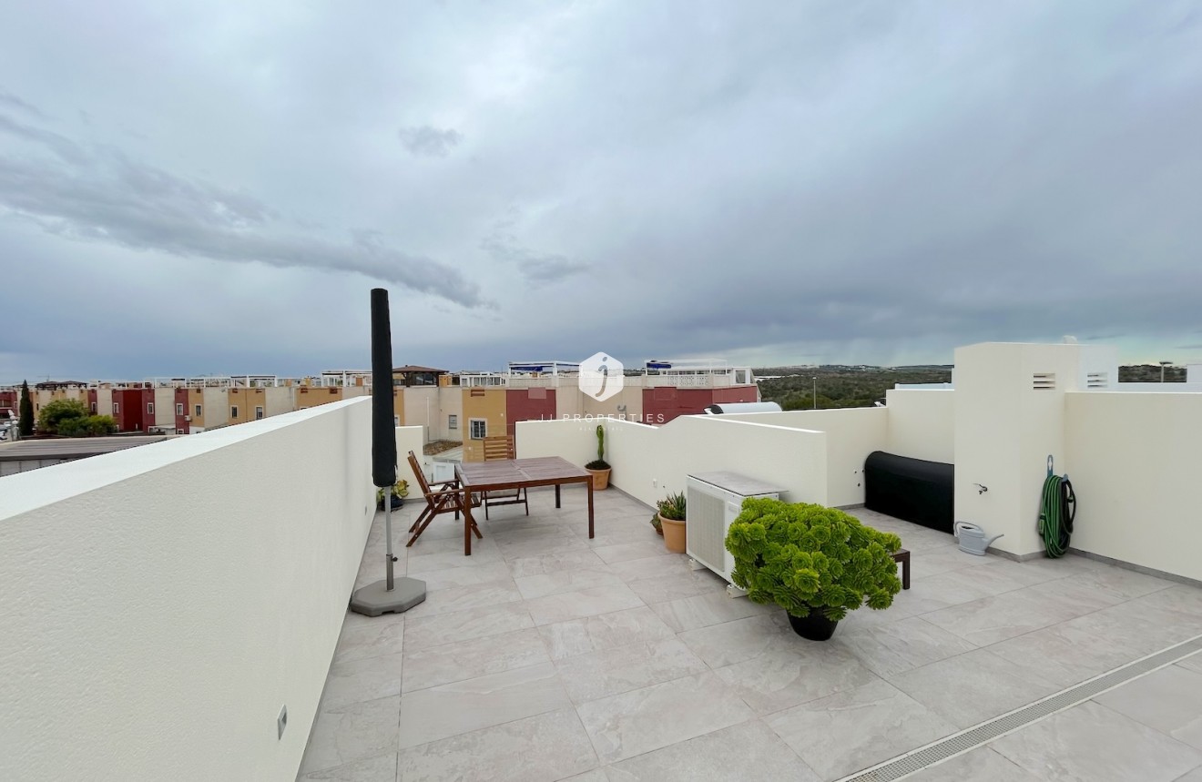 Tweedehands - Appartement / flat -
Los Balcones - Costa Blanca