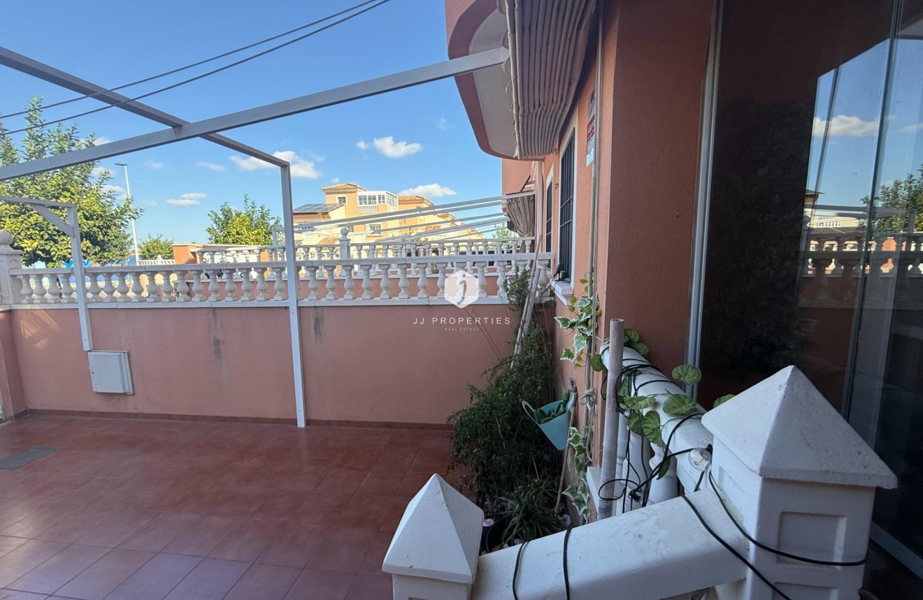 Tweedehands - Chalet -
Torrevieja - El Limonar