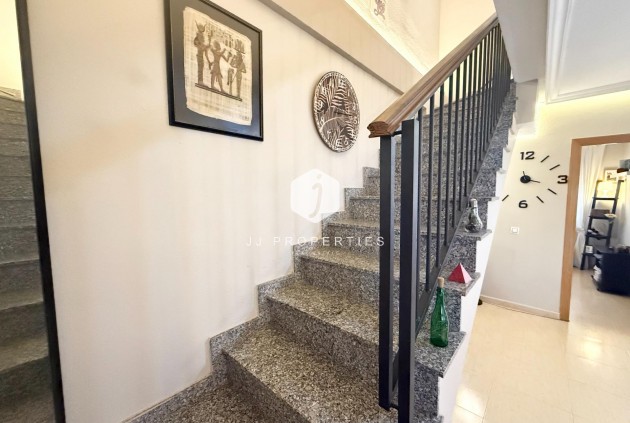 Tweedehands - Chalet -
Torrevieja - El Limonar