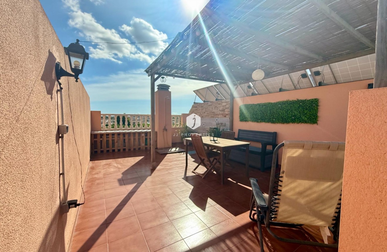 Tweedehands - Chalet -
Torrevieja - El Limonar