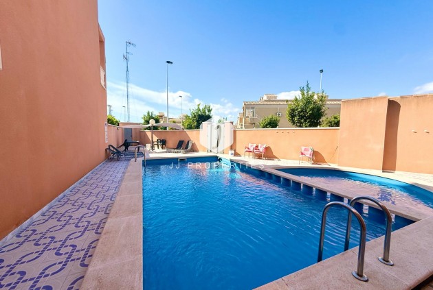 Tweedehands - Chalet -
Torrevieja - El Limonar