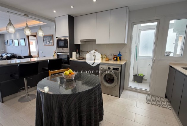 Tweedehands - Appartement / flat -
Torrevieja - Costa Blanca