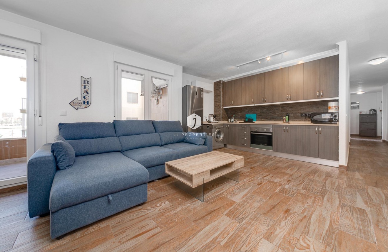 Tweedehands - Appartement / flat -
Torrevieja - Playa del Cura