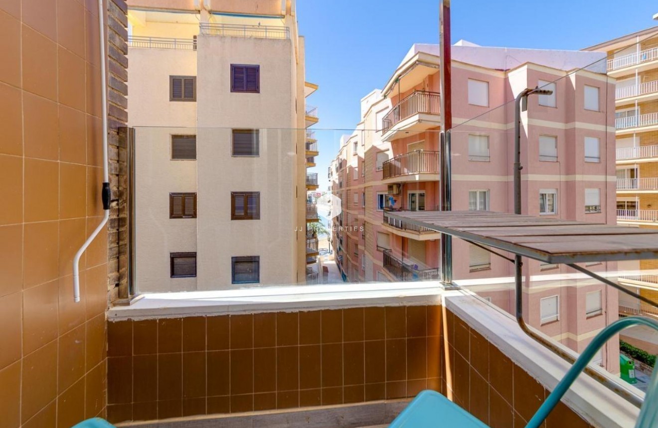 Tweedehands - Appartement / flat -
Torrevieja - Playa del Cura