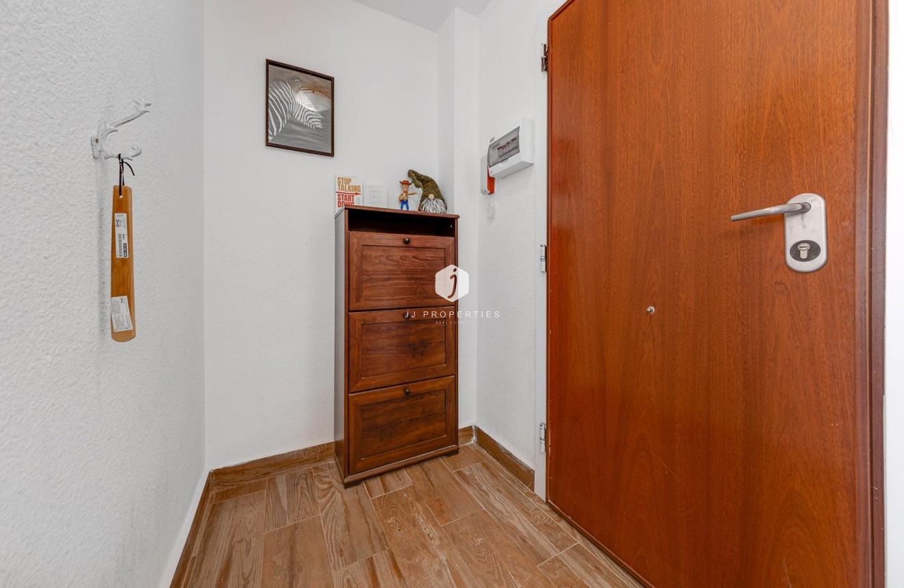 Tweedehands - Appartement / flat -
Torrevieja - Playa del Cura