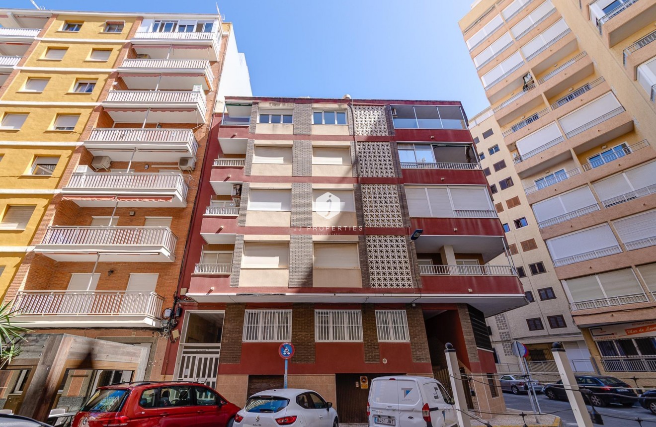 Tweedehands - Appartement / flat -
Torrevieja - Playa del Cura