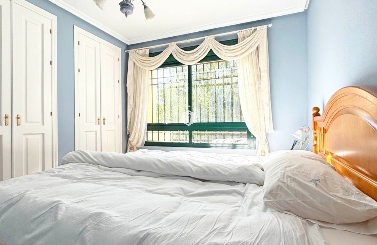 Tweedehands - Appartement / flat -
Orihuela Costa - Costa Blanca