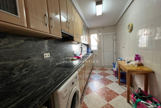 Tweedehands - Chalet -
Torrevieja - La Mata