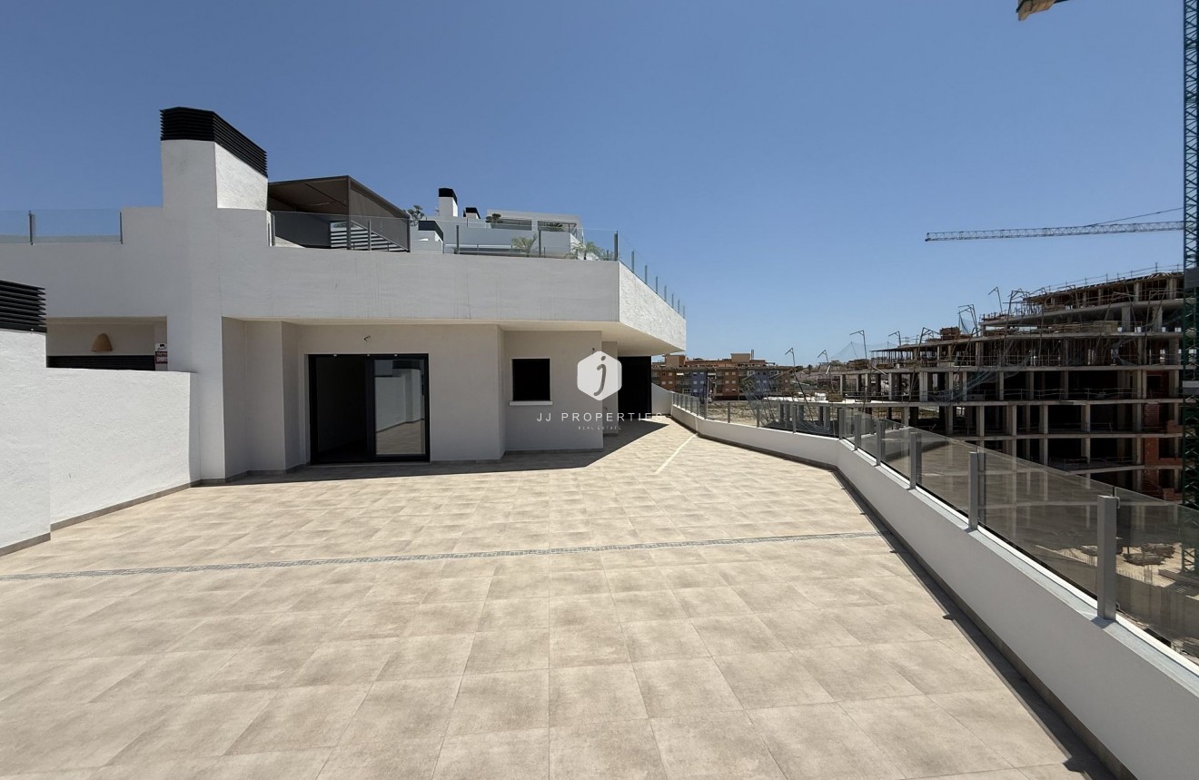 Tweedehands - Penthouse -
San Miguel de Salinas - Inland