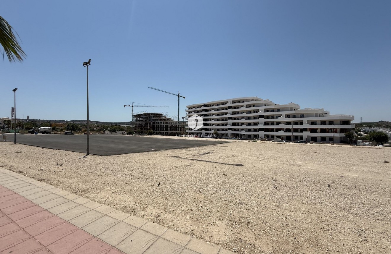 Tweedehands - Penthouse -
San Miguel de Salinas - Inland