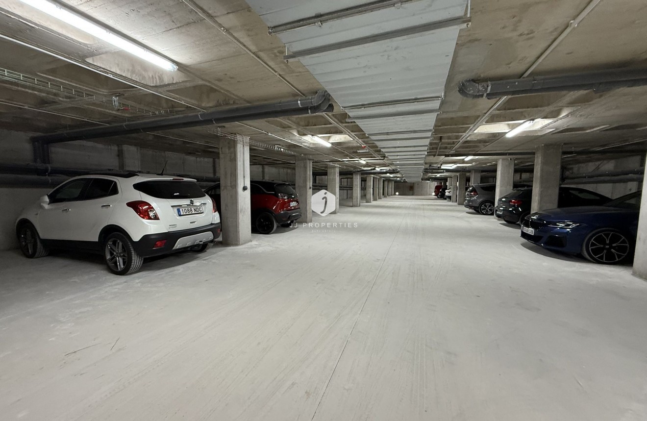 Tweedehands - Penthouse -
San Miguel de Salinas - Inland