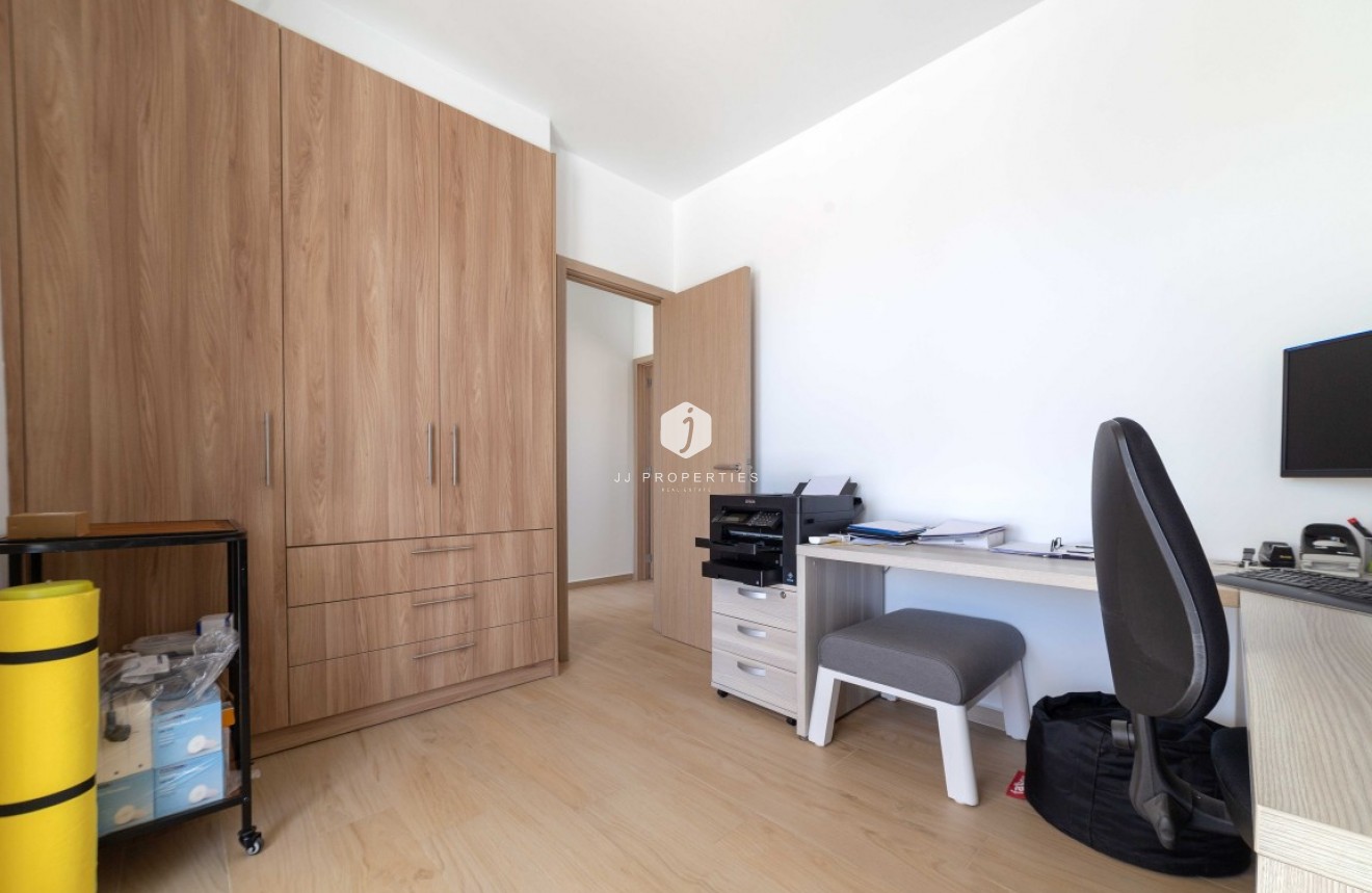 Tweedehands - Villa -
Torrevieja - Costa Blanca