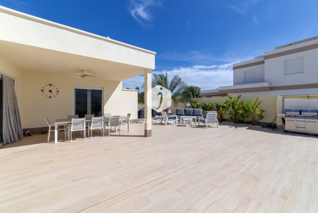 Tweedehands - Villa -
Torrevieja - Costa Blanca