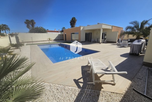 Tweedehands - Villa -
Torrevieja - Costa Blanca
