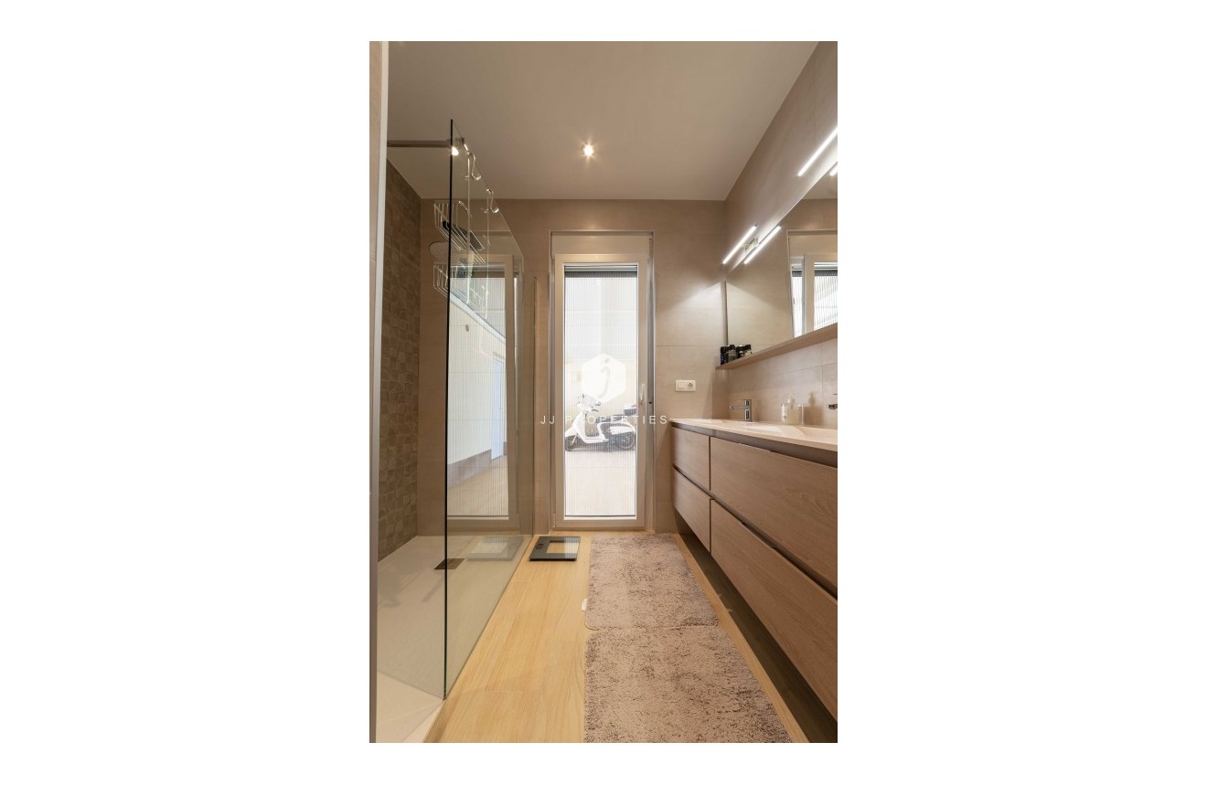 Tweedehands - Villa -
Torrevieja - Costa Blanca