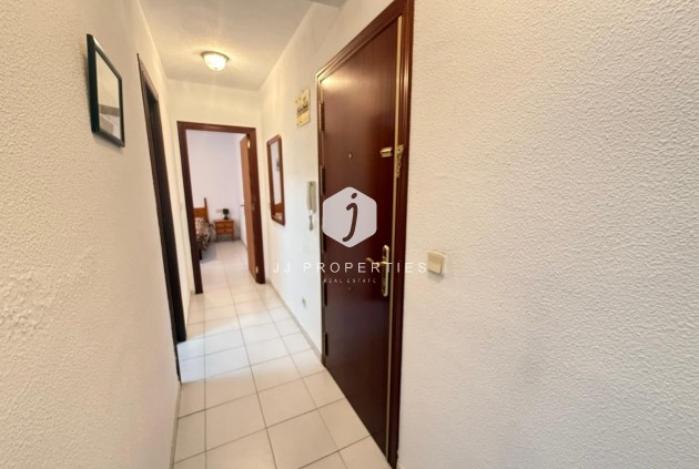 Tweedehands - Appartement / flat -
Torrevieja - Playa del Cura