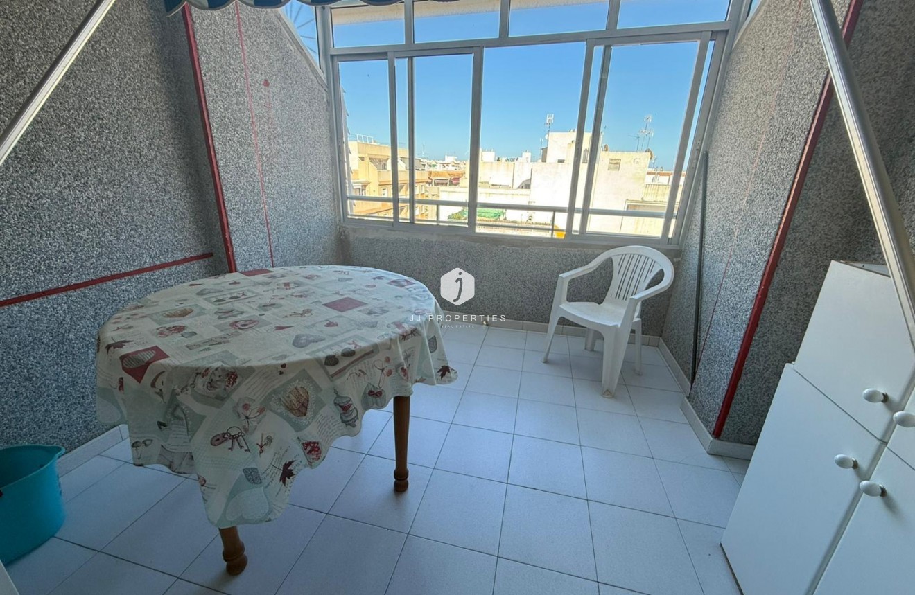 Tweedehands - Appartement / flat -
Torrevieja - Playa del Cura