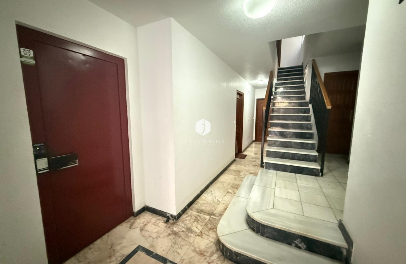 Tweedehands - Appartement / flat -
Torrevieja - Playa del Cura