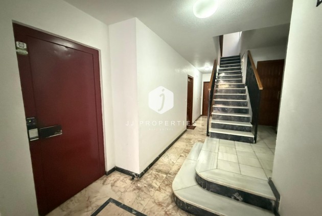 Tweedehands - Appartement / flat -
Torrevieja - Playa del Cura