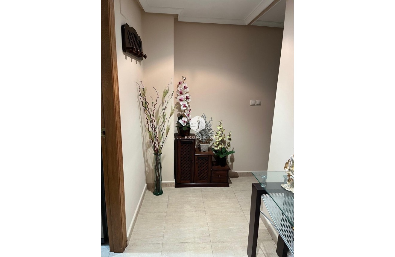 Aus zweiter Hand - Wohnung -
Almoradí