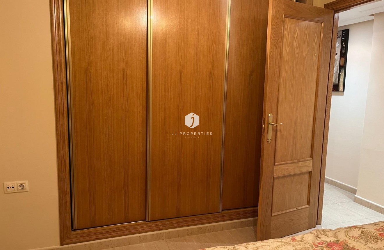 Aus zweiter Hand - Wohnung -
Almoradí