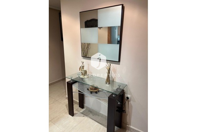 Aus zweiter Hand - Wohnung -
Almoradí