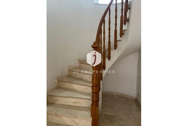 Aus zweiter Hand - Wohnung -
Almoradí