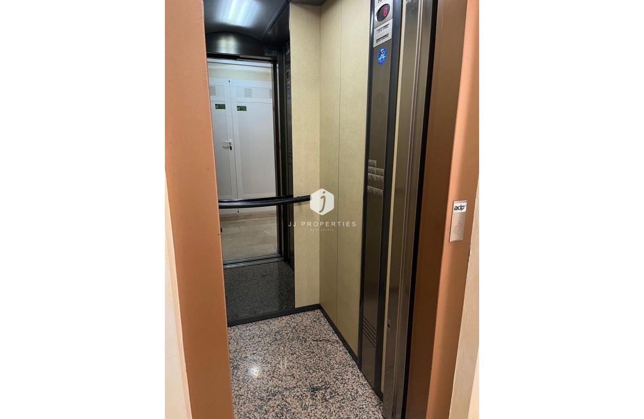 Aus zweiter Hand - Wohnung -
Almoradí