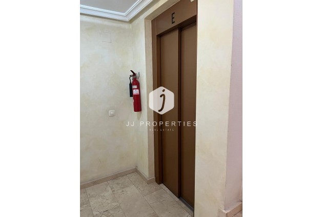 Aus zweiter Hand - Wohnung -
Almoradí