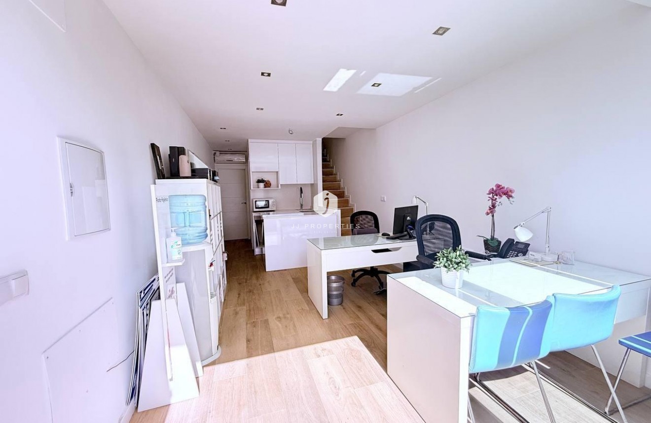 Tweedehands - Chalet -
Orihuela Costa - Las Filipinas