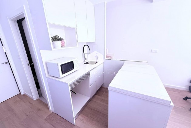 Tweedehands - Chalet -
Orihuela Costa - Las Filipinas