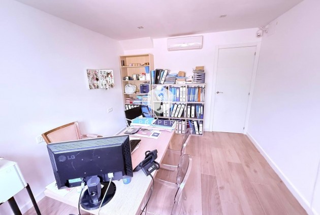 Tweedehands - Chalet -
Orihuela Costa - Las Filipinas