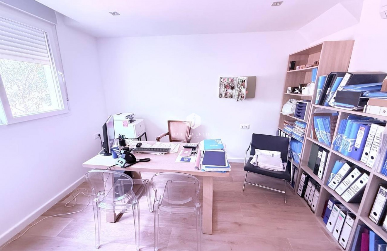 Tweedehands - Chalet -
Orihuela Costa - Las Filipinas