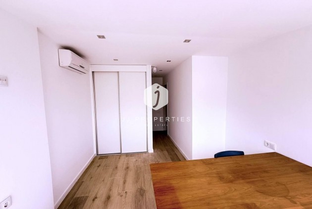 Tweedehands - Chalet -
Orihuela Costa - Las Filipinas